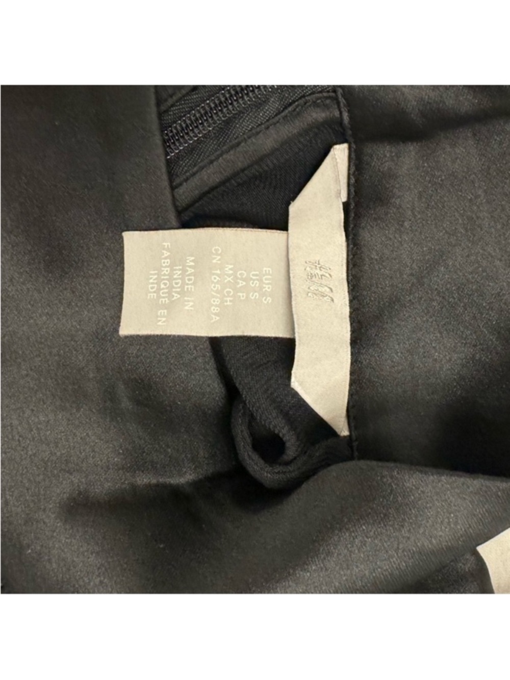 Black satin long sleeve knee length dress flowy - Picture 6 of 11